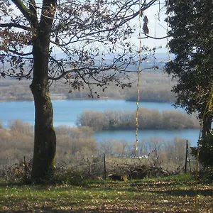 Du Bed & Breakfast Neyron